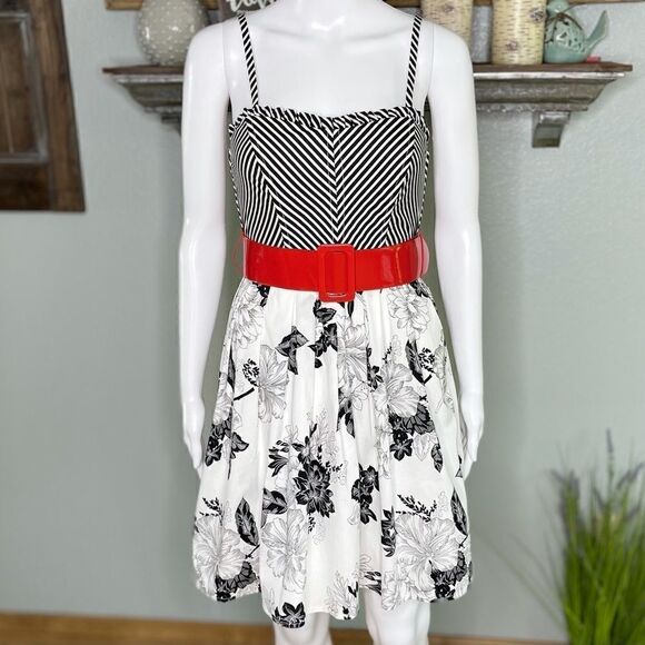 City Triangles Retro 50’s Vintage Pin Up Pleated Dress Size 3 - Picture 3 of 16